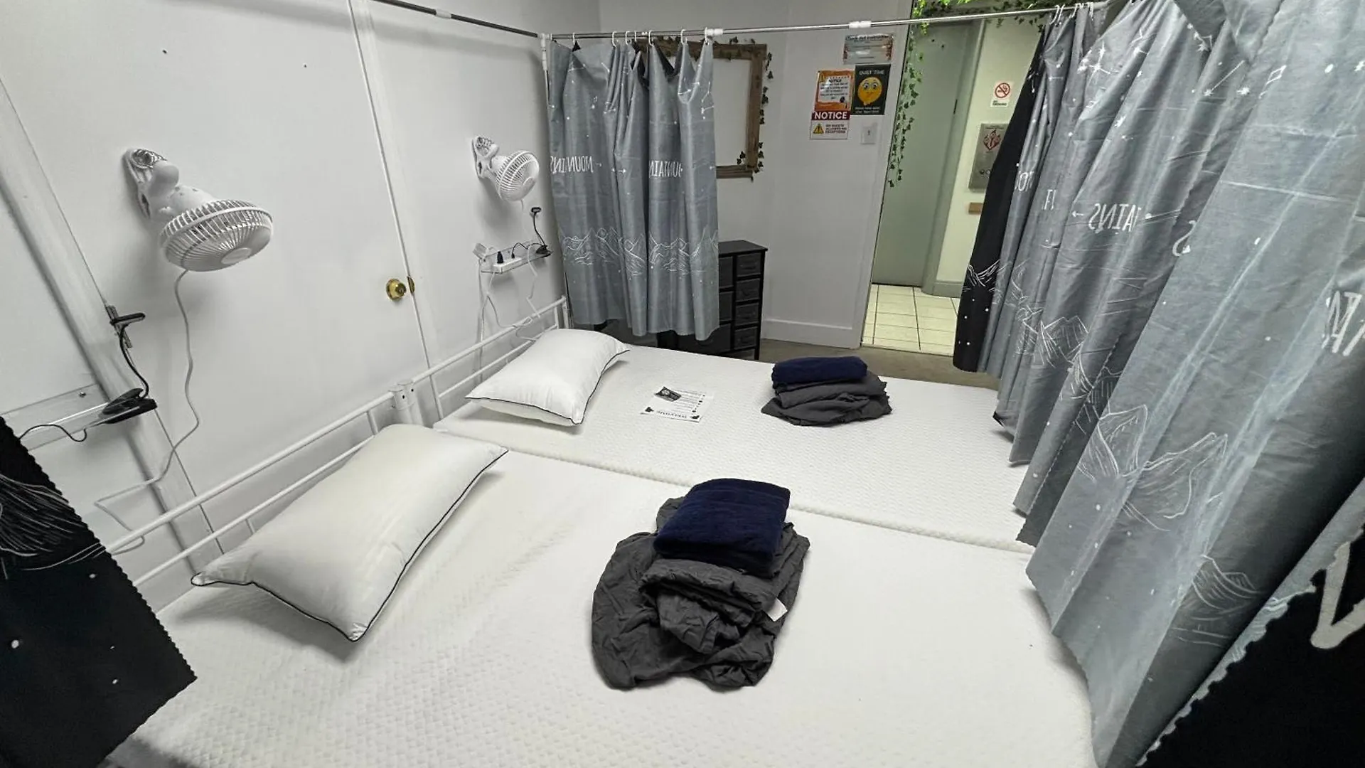 Cozy Bears Bunkers Vandrehjem Memphis 0*,  USA